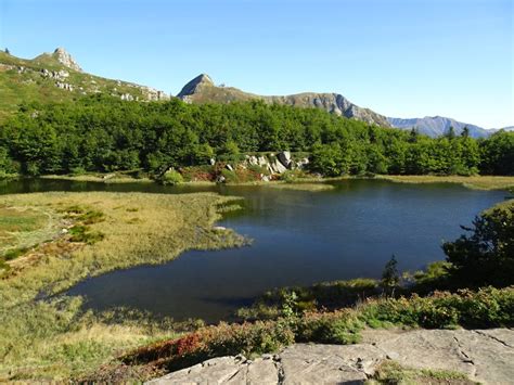 Lago Nero dalla Val Sestaione .